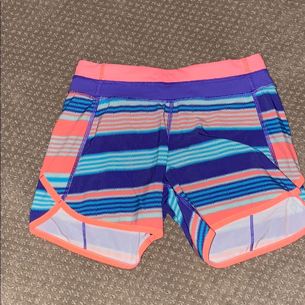 Ivivva girls shorts great condition